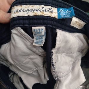 Juniors, 11/12 Aeropostale pants skinny curvy euc navy blue